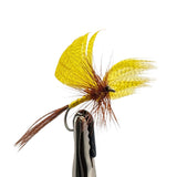 Mayfly Yellow Drake dry fly for trout fishing with pale yellow body, upright wings and hackle